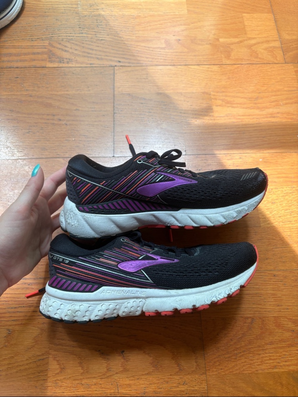Brooks Adrenaline Running Sneakers  size 7.5